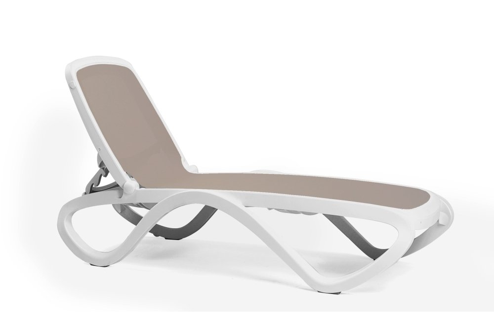 plastové lehátko Omega