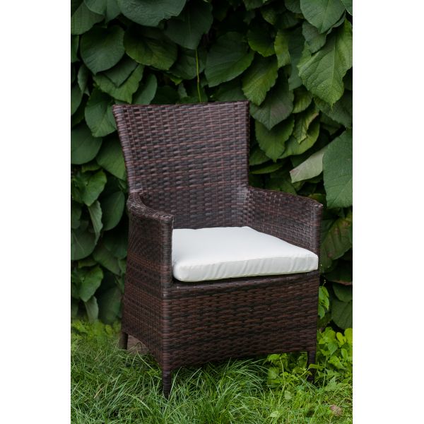 ratanové kreslo Capitale